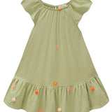 Vestido Verde con Bordados Florales y Volantes